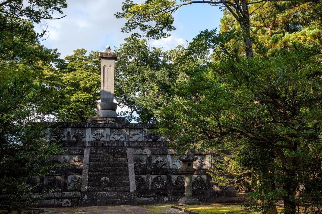 Kadokyu Ryokan Takaoka Eksteriør billede