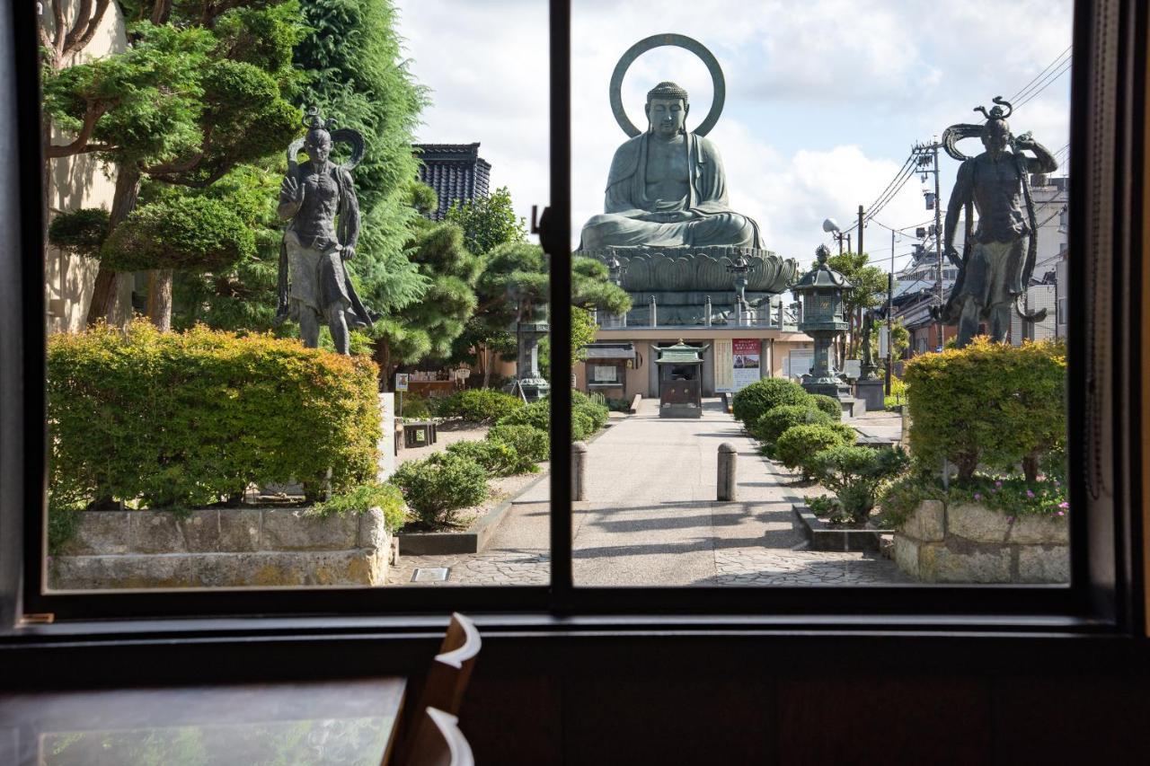 Kadokyu Ryokan Takaoka Eksteriør billede