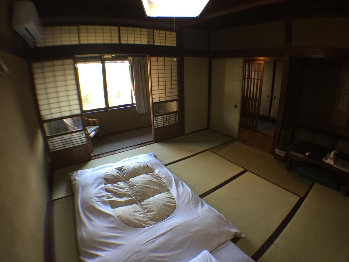 Kadokyu Ryokan Takaoka Eksteriør billede
